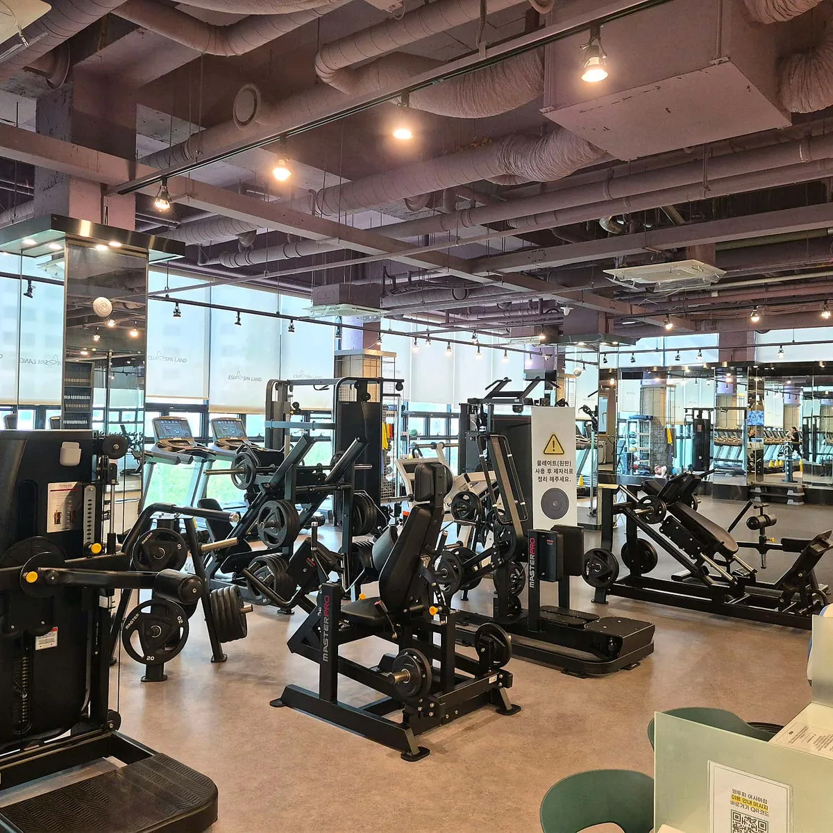 엠투피 이시아점 사진
