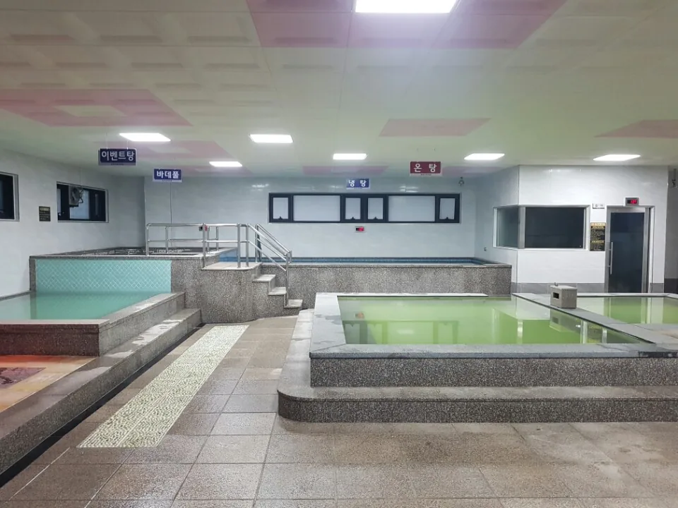 반석스포츠타운 목욕탕&골프연습장 사진